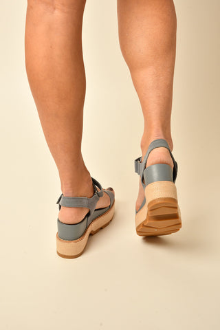 JOANIE IV Y STRAP WEDGE