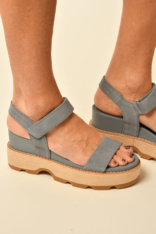 JOANIE IV Y STRAP WEDGE