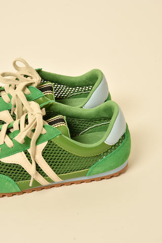 SARAH SNEAKER