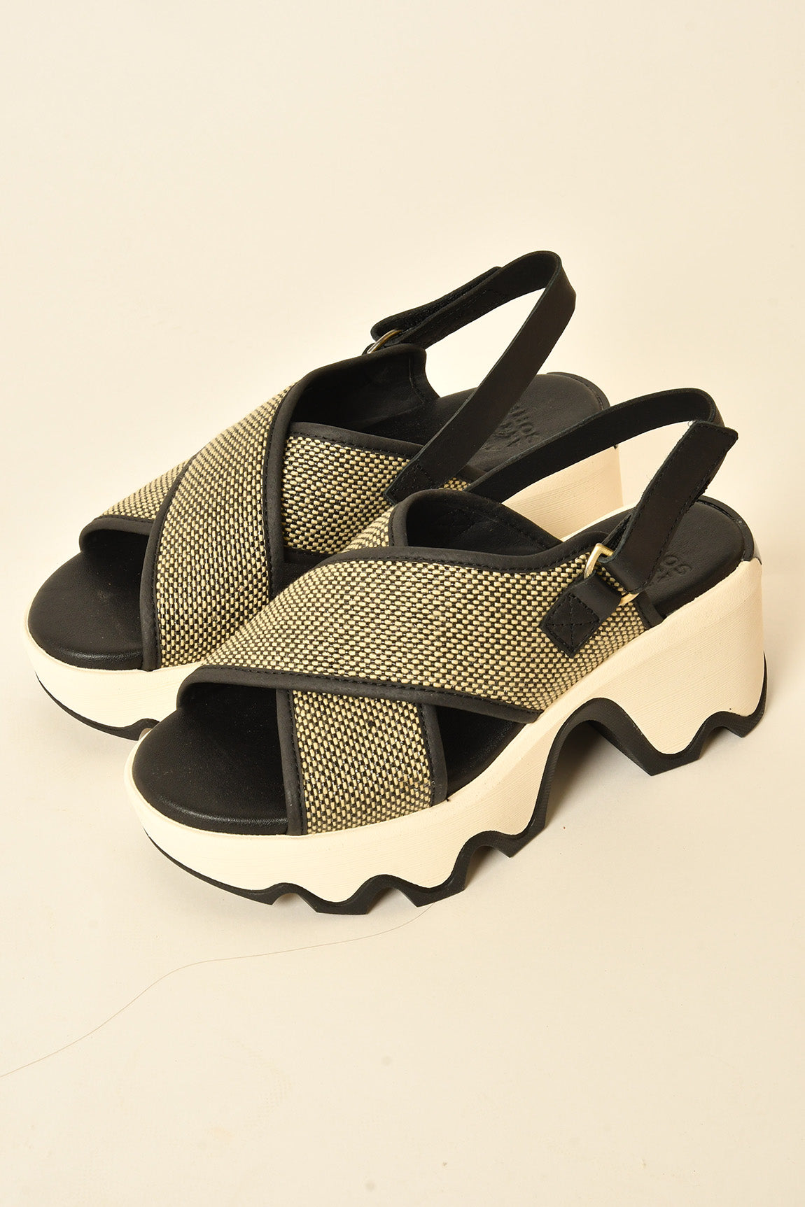 KINETIC AURA SLINGBACK