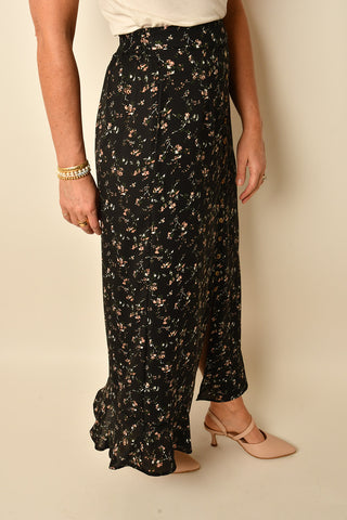SLIT FRONT MAXI SKIRT