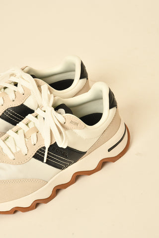KINETIC EMBER SNEAKER + color