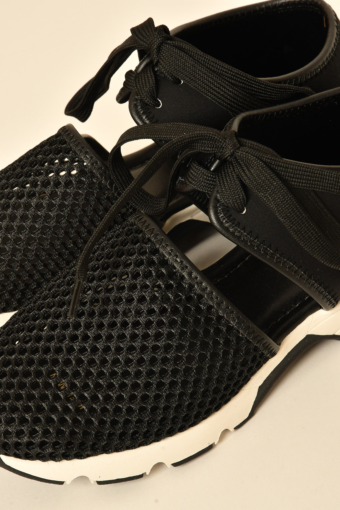 AMAZING MESH MARYJANE