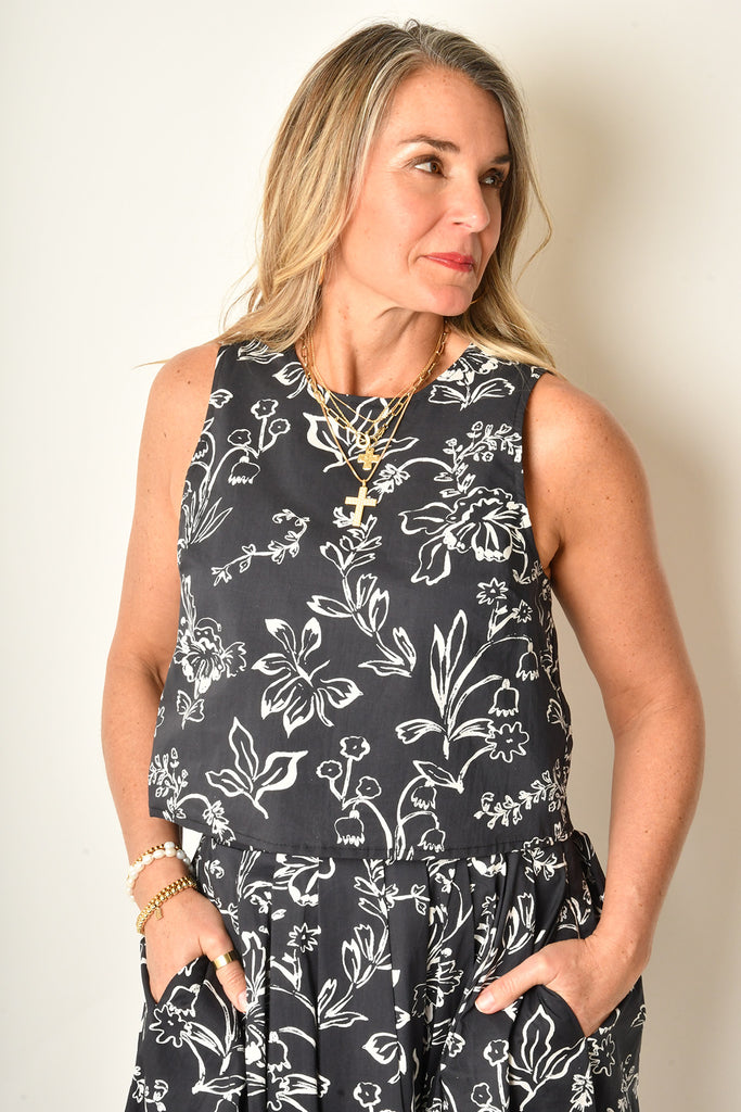 FLORAL SHELL TOP