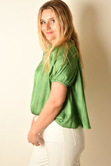 SPLIT V-NECK HALF SLEEVE + color