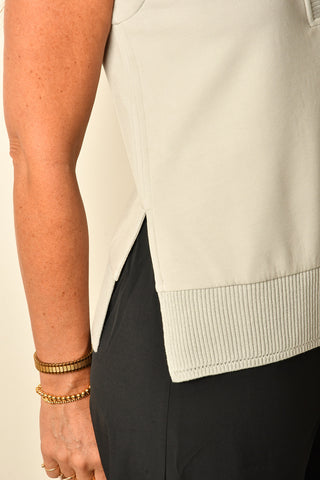 FREIDA V-NECK TANK + color
