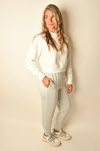 SLIM PINTUCK PANT
