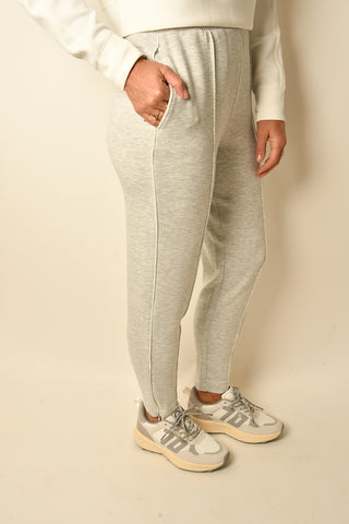 SLIM PINTUCK PANT