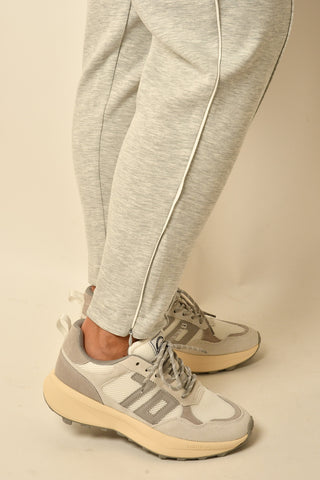 SLIM PINTUCK PANT