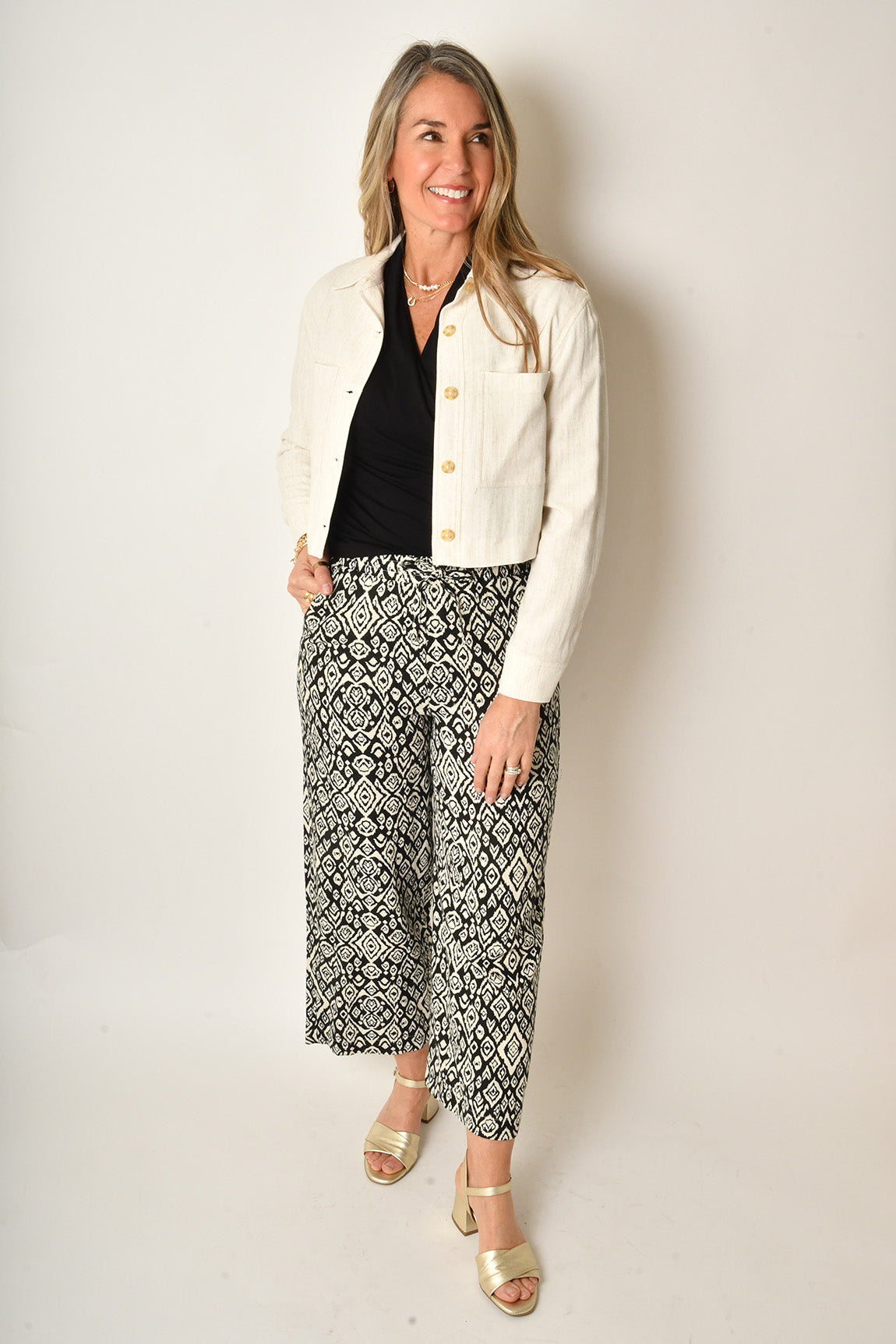 CROPPED UTILITY JACKET