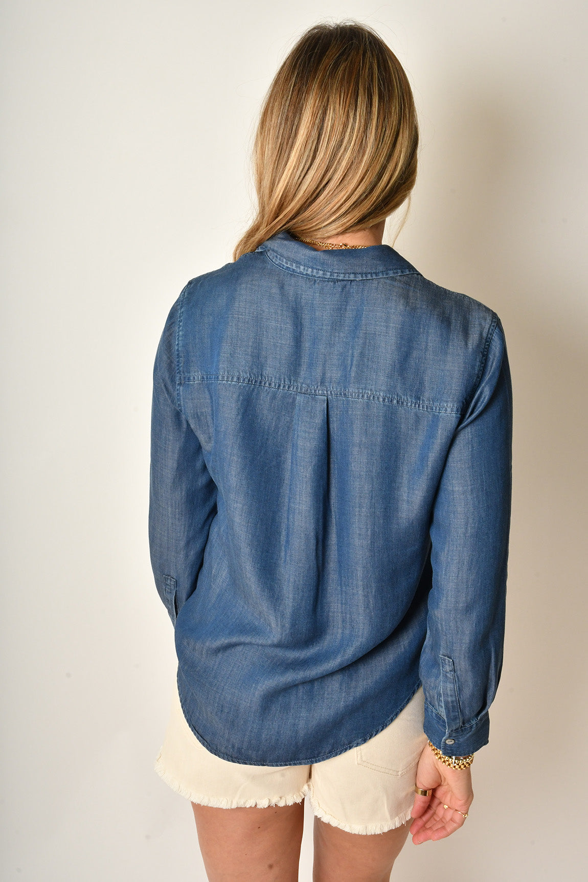 ROLLED SLEEVE CHAMBRAY SHIRT