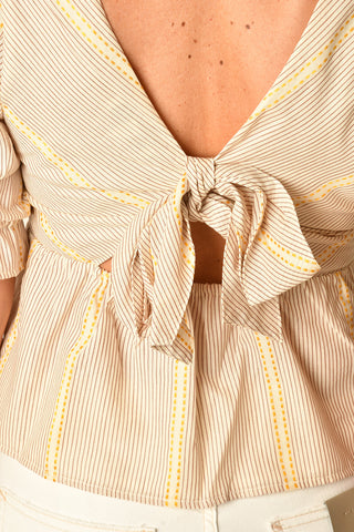 BOW BACK PUFF SLEEVE