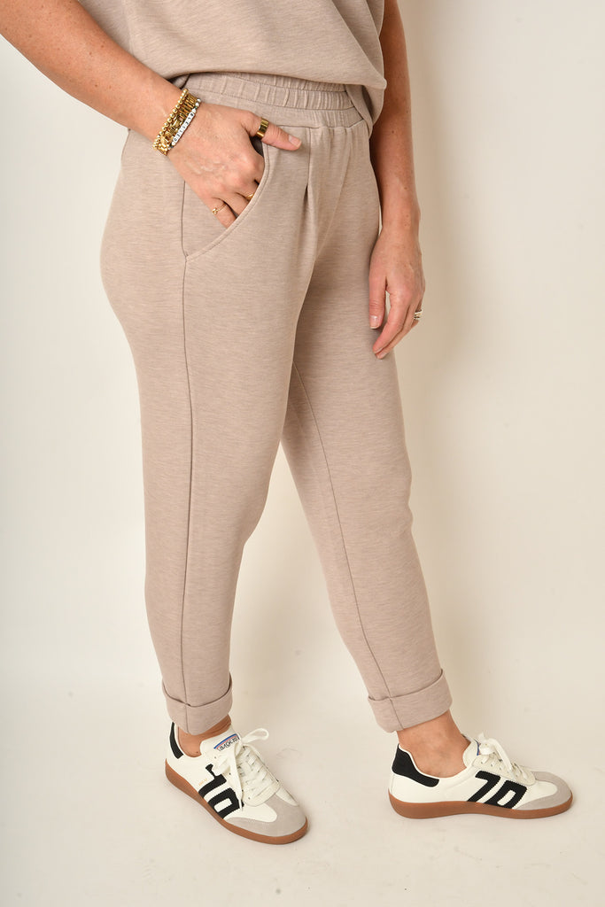 THE ROLLED CUFF PANT