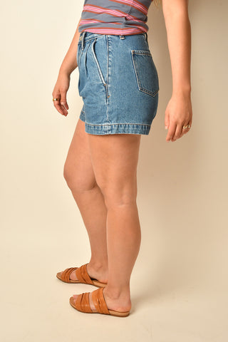 CORONADO PLEATED SHORT