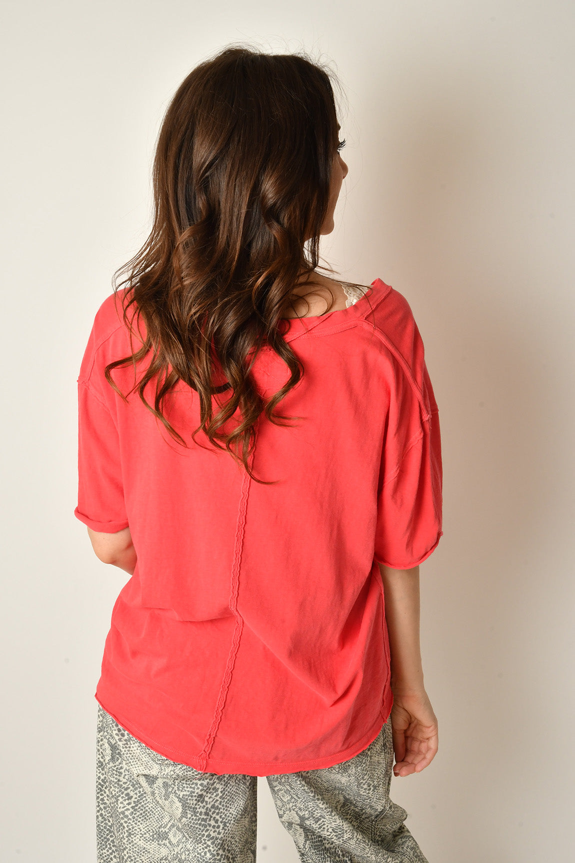 NINA TEE + colors