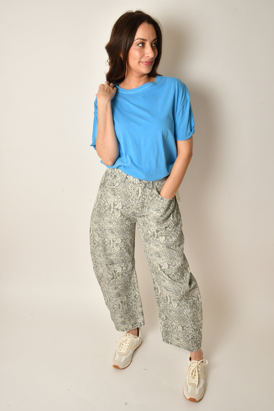 NINA TEE + colors