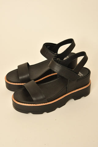 JOANIE IV Y STRAP WEDGE