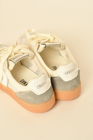 SOUND SNEAKER