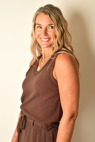 V-NECK RAW EDGE TANK