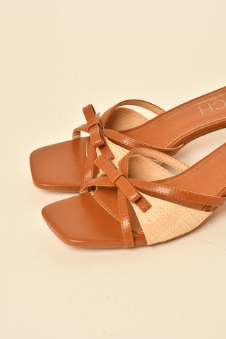 PORTER KITTEN HEEL