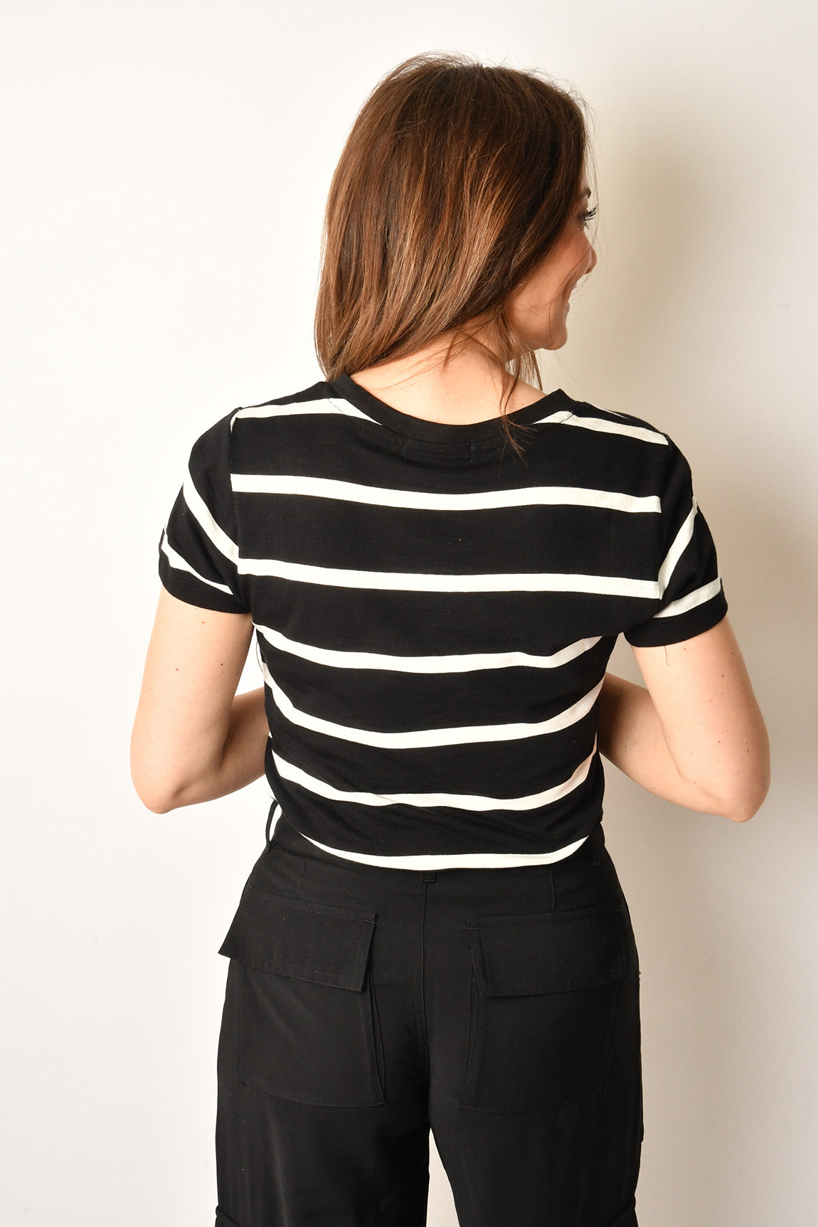 BLACK STRIPE PERFECT TEE