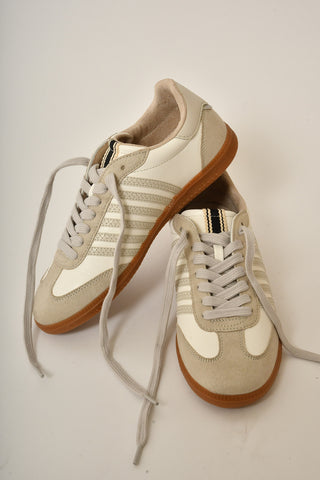 STEVIE SNEAKER