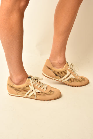 SARAH SNEAKER