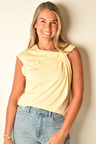 SO TWISTED MUSCLE TEE
