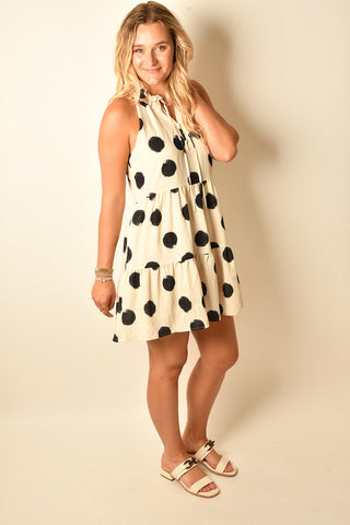 RUFFLE NECK POLKA-DOT DRESS