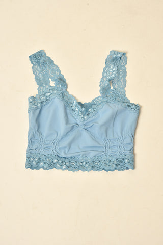 LUXE LACE SEAMLESS BRALETTE
