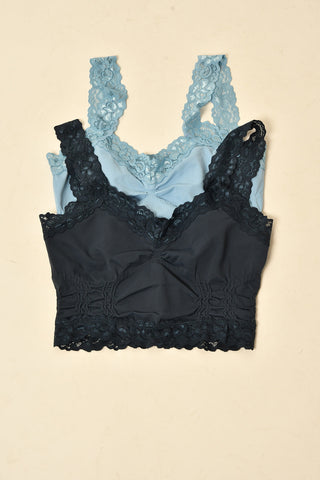 LUXE LACE SEAMLESS BRALETTE
