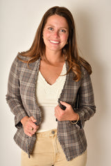 COLLARLESS FITTED BLAZER