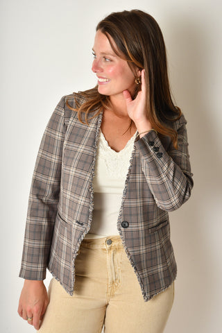 COLLARLESS FITTED BLAZER