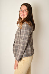 COLLARLESS FITTED BLAZER