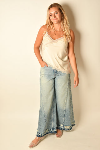LAKELY TOP
