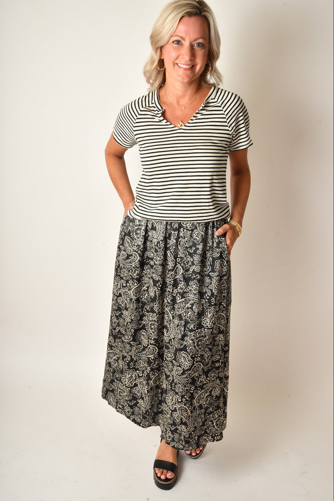 MIDNIGHT SWIRL MAXI SKIRT