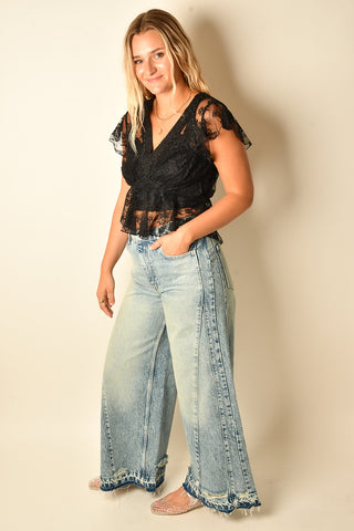 LEYLA LACE TOP