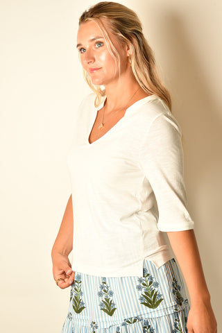 DOLCE NOTCH NECK TEE