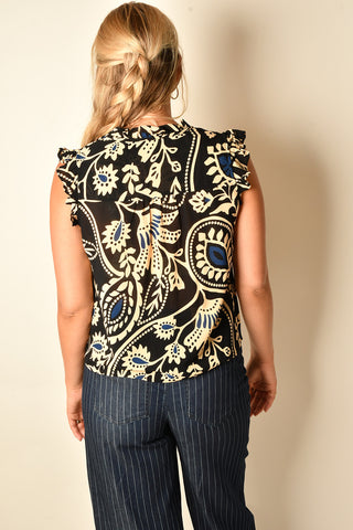 LIVING IT BEST: FLUTTER SLEEVE BLOUSE