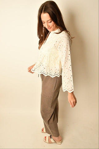 EVERLY SCALLOPED EYELET BLOUSE