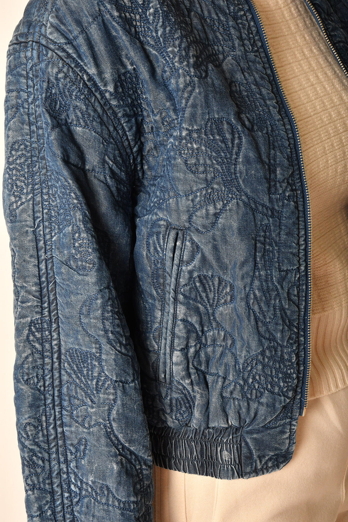 QUILTED BOMBER JACKET