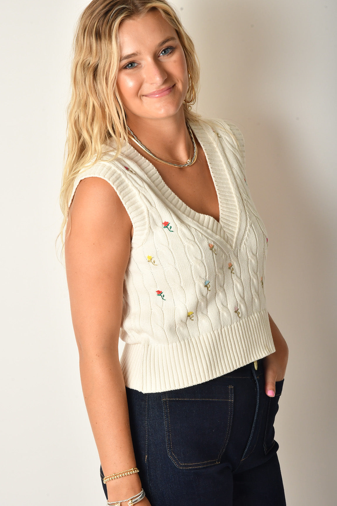PLUMERIA FLORAL VEST