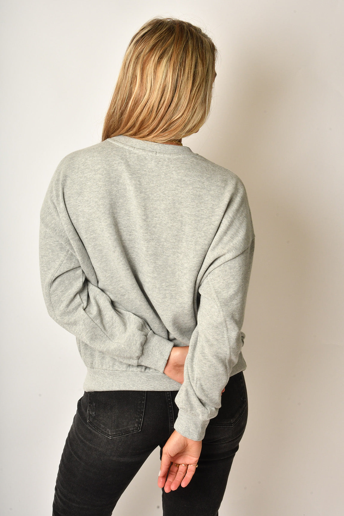 OVERSIZED SUNDAY SWEATSHIRT