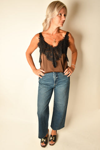 LACE ACCENT CAMISOLE