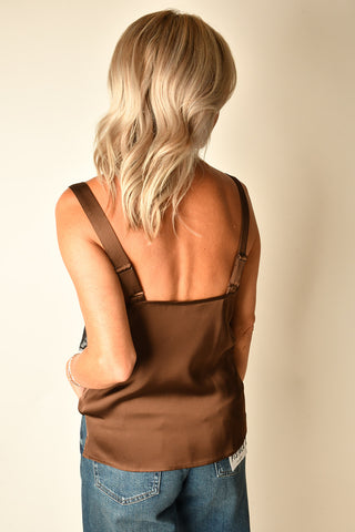 LACE ACCENT CAMISOLE