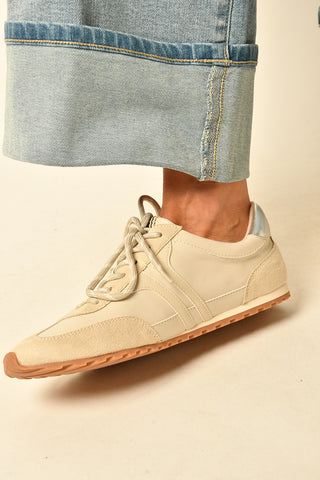 SARAH SNEAKER