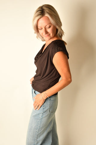 CHOCOLATE DRAPE NECK TOP