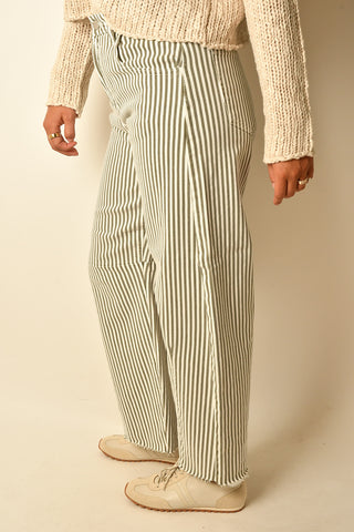 STRIPE BARREL OLIVE JEAN