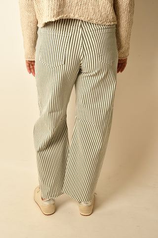 STRIPE BARREL OLIVE JEAN