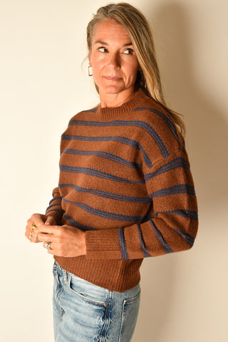 MOCHA STRIPE CREW SWEATER